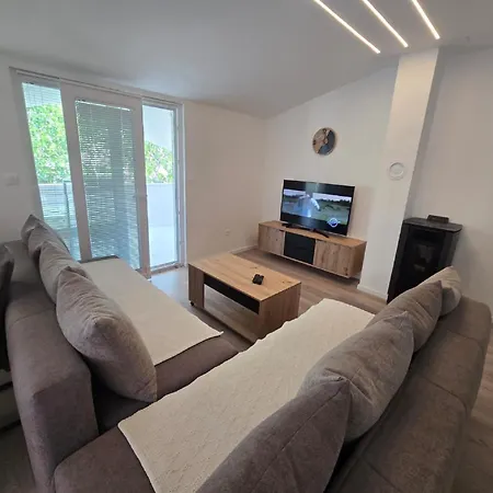 Ivankovic Apartmán Nin