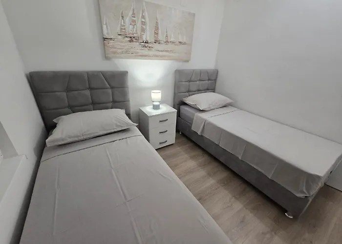 Ivankovic Apartman *